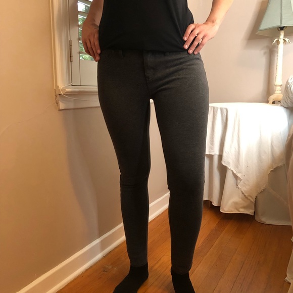 Calvin Klein Pants - Size 4 STRECHY Leggings Jeggings Gray Grey Boho SOFT Lounging Travel CK Pants